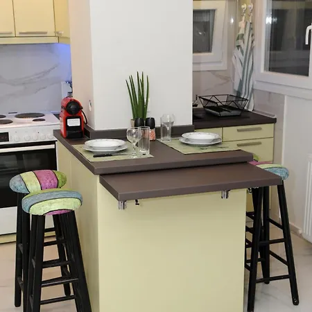 Christine's Apartman Szaloniki
